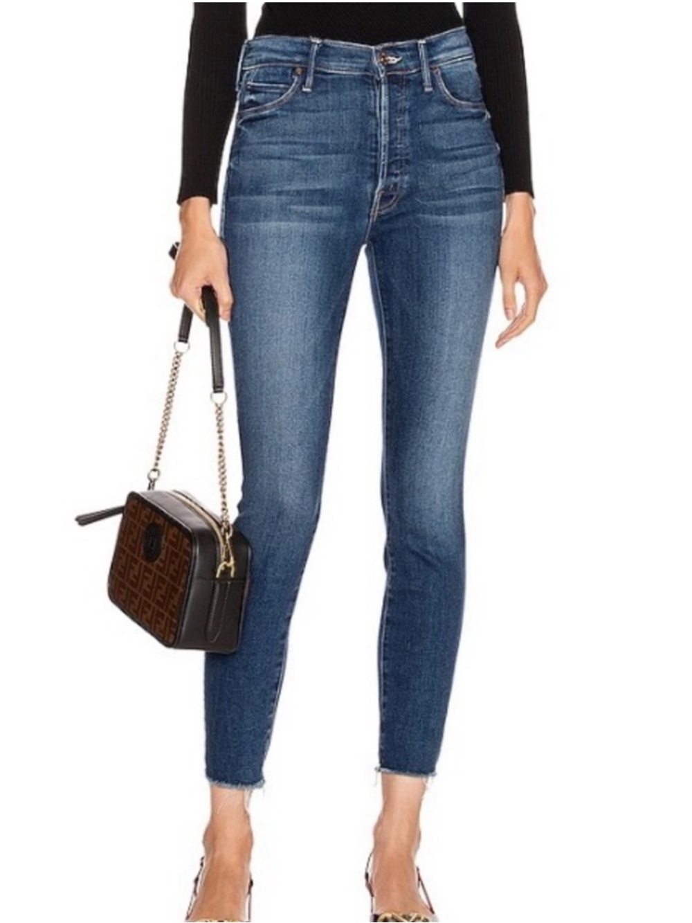 MOTHER DENIM THE STUNNER ANKLE FRAY JEAN IN SWEET AND SASSY WASH, SIZE 30.